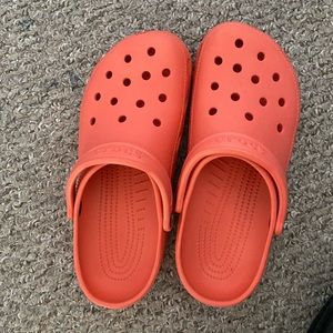 Coral crocs